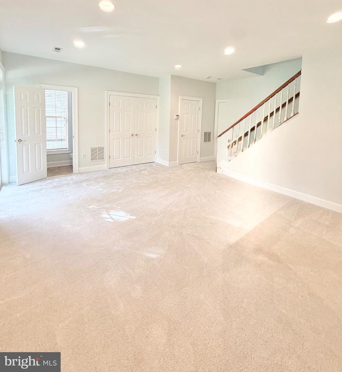 15925 GREYMILL MANOR DRIVE