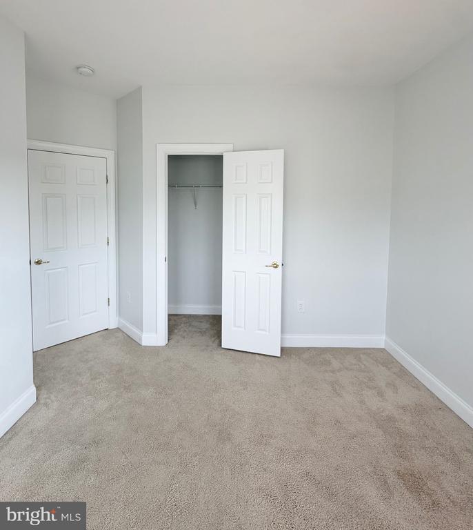 15925 GREYMILL MANOR DRIVE