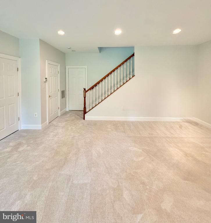15925 GREYMILL MANOR DRIVE