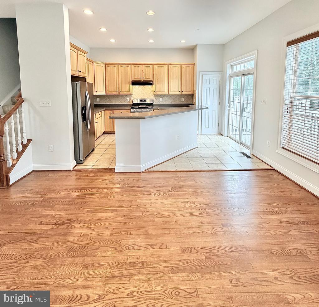15925 GREYMILL MANOR DRIVE