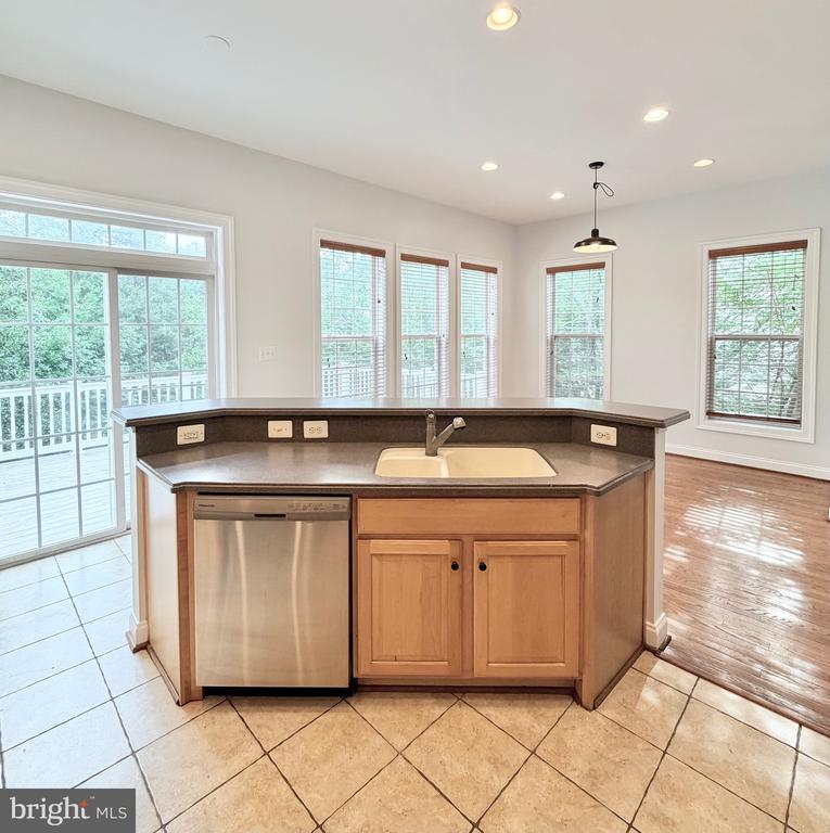 15925 GREYMILL MANOR DRIVE