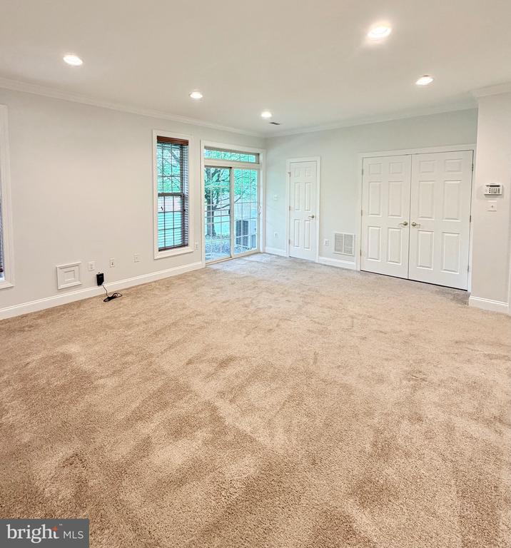 15925 GREYMILL MANOR DRIVE