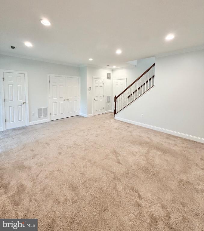 15925 GREYMILL MANOR DRIVE