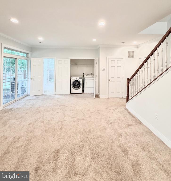 15925 GREYMILL MANOR DRIVE