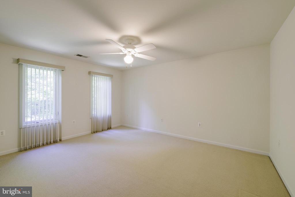 4689 OCCOQUAN OVERLOOK