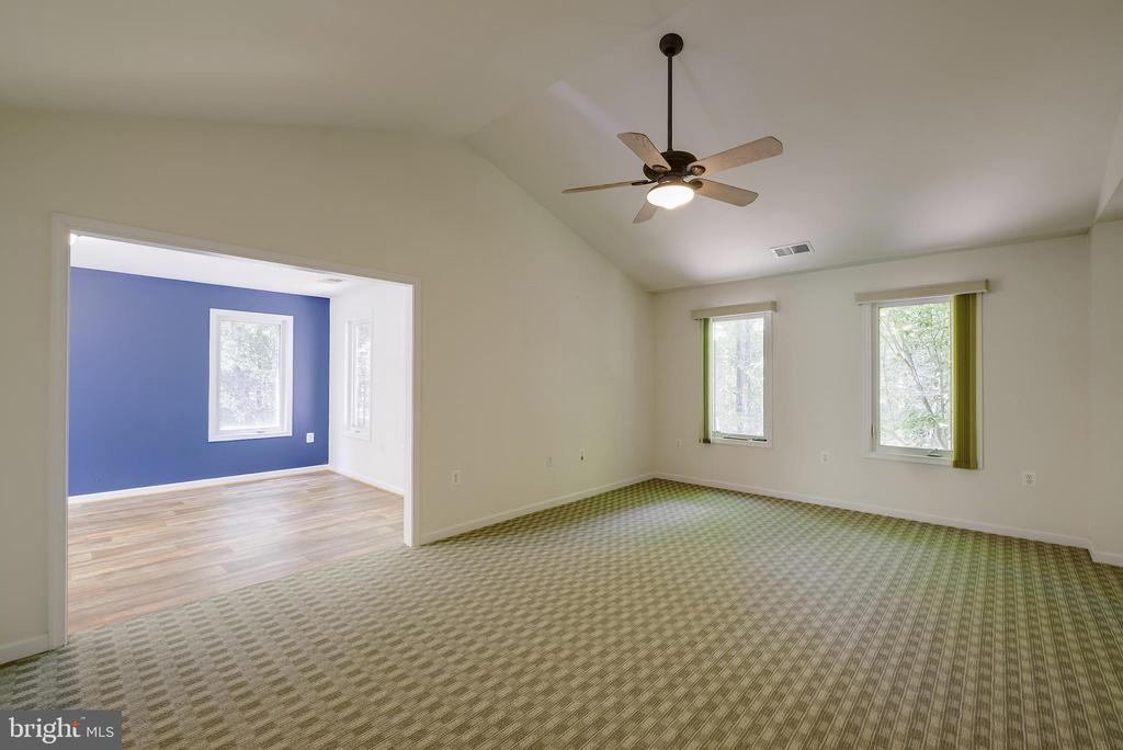 4689 OCCOQUAN OVERLOOK
