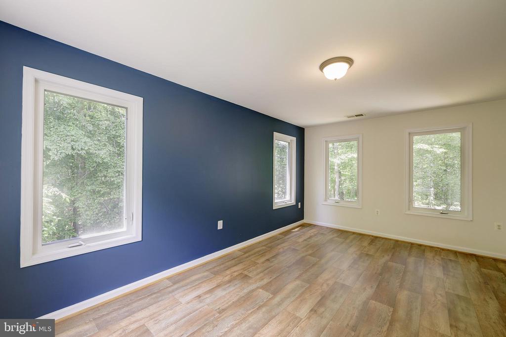 4689 OCCOQUAN OVERLOOK