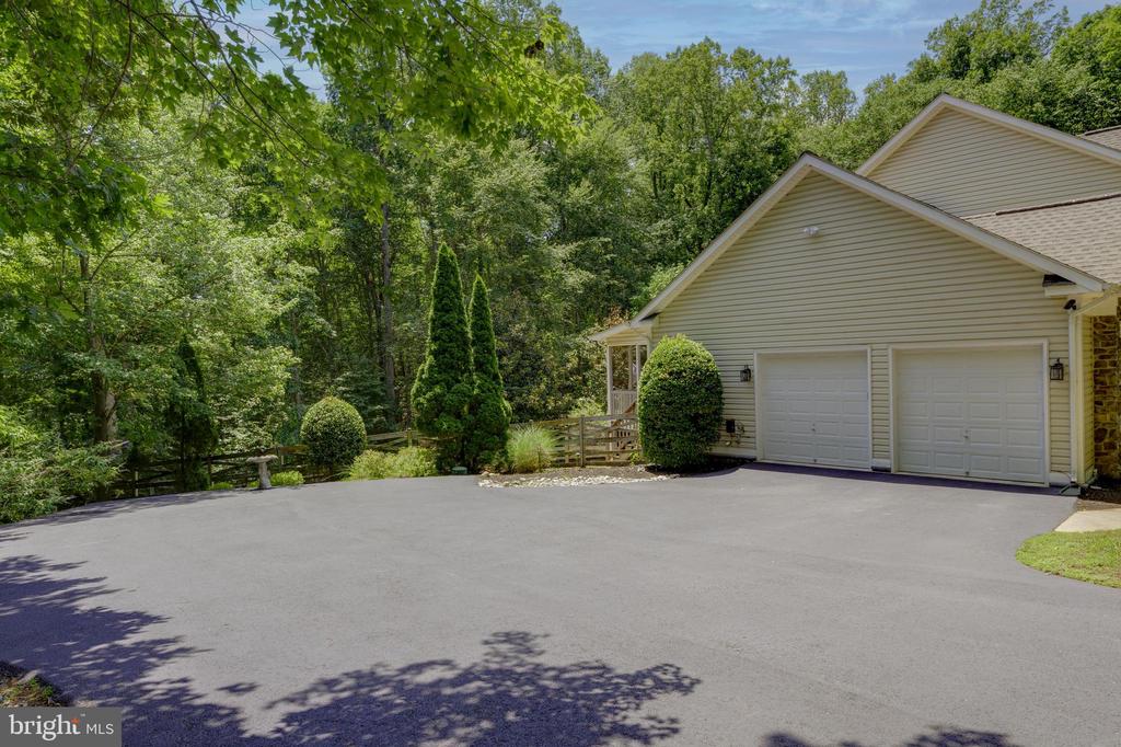 4689 OCCOQUAN OVERLOOK
