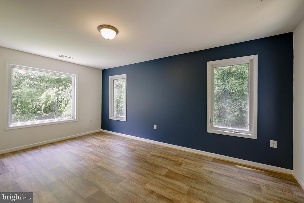 4689 OCCOQUAN OVERLOOK