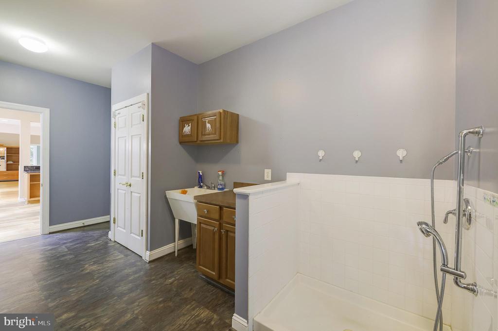 4689 OCCOQUAN OVERLOOK