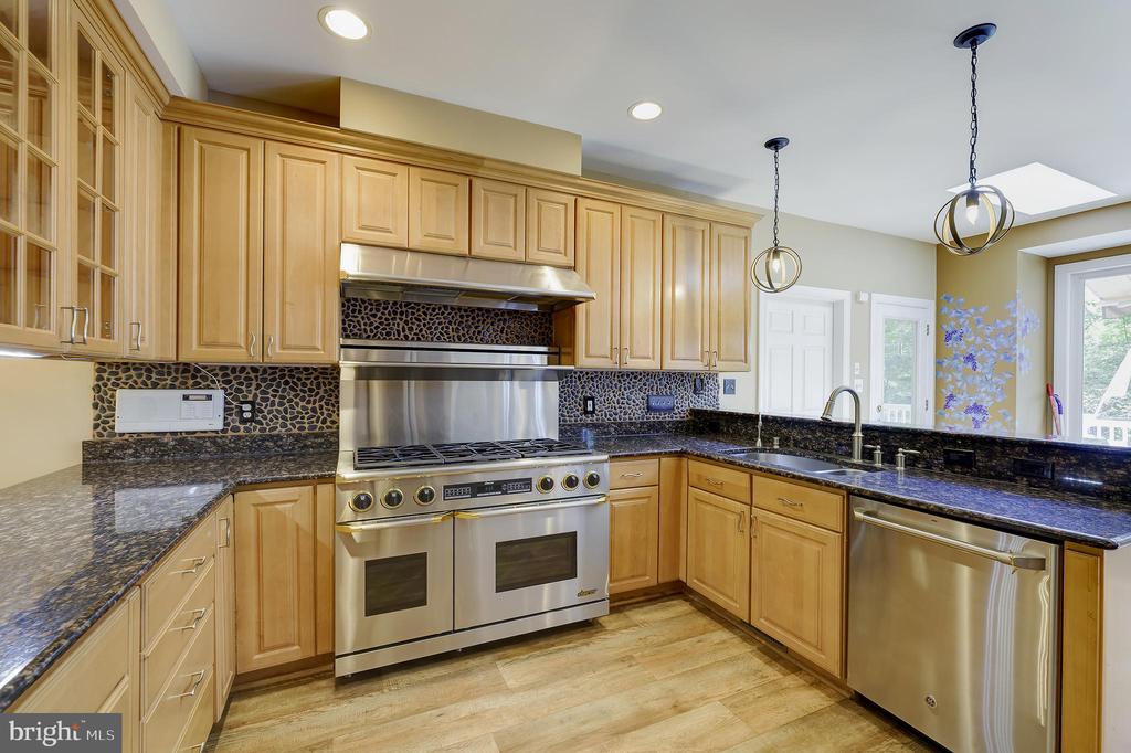 4689 OCCOQUAN OVERLOOK
