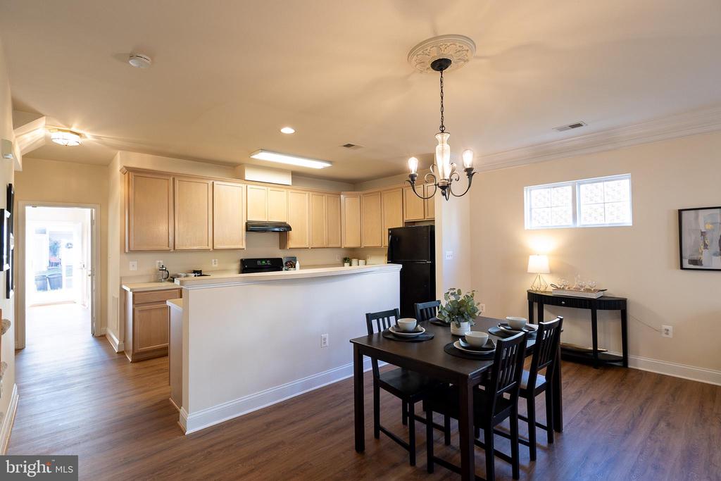 16518 BOBSTER COURT