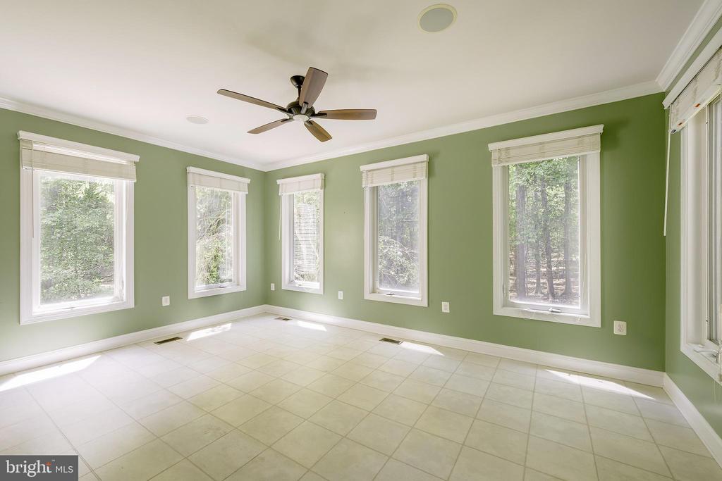 4689 OCCOQUAN OVERLOOK