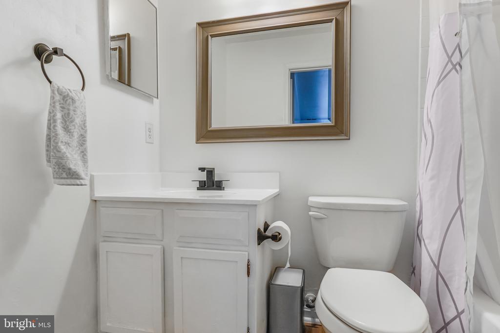 12322 WADSWORTH WAY Unit: 6