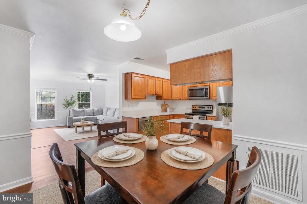 12322 WADSWORTH WAY Unit: 6