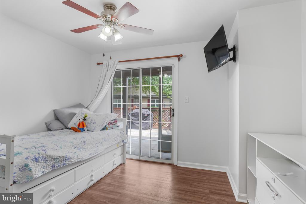 12322 WADSWORTH WAY Unit: 6