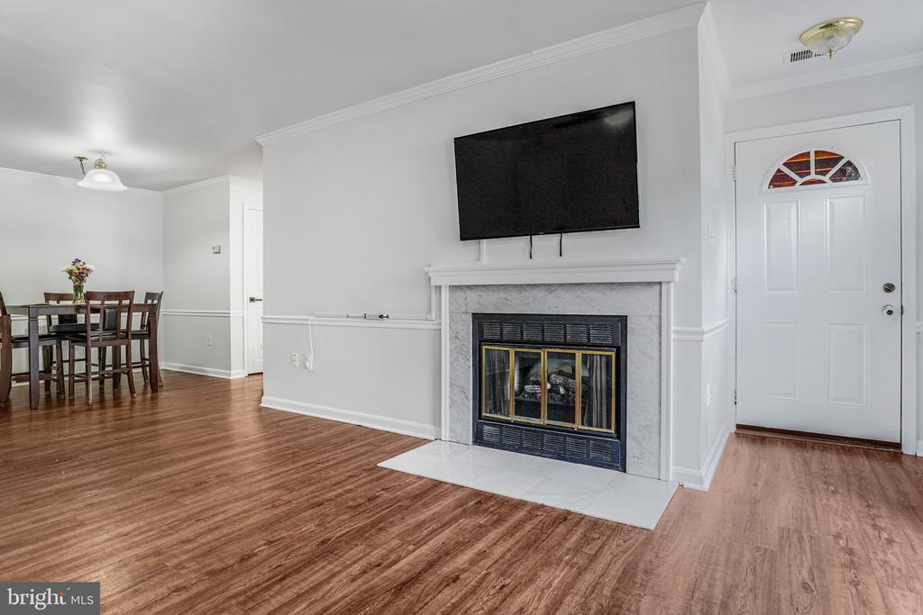 12322 WADSWORTH WAY Unit: 6