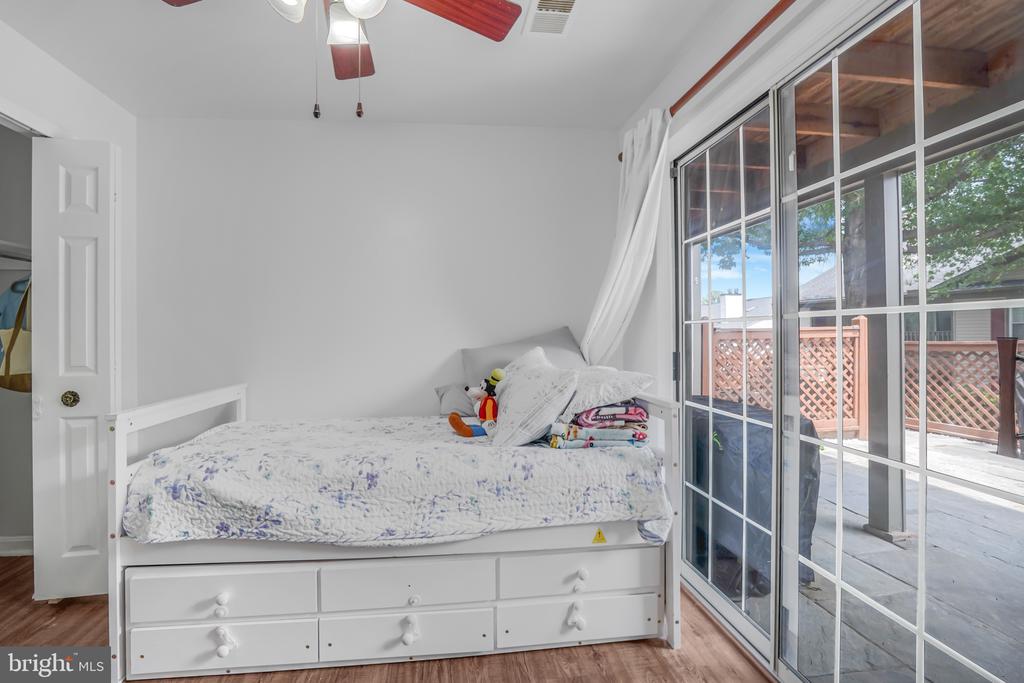 12322 WADSWORTH WAY Unit: 6
