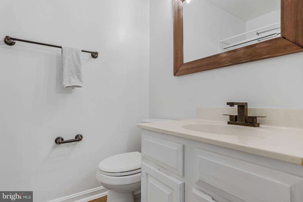 12322 WADSWORTH WAY Unit: 6