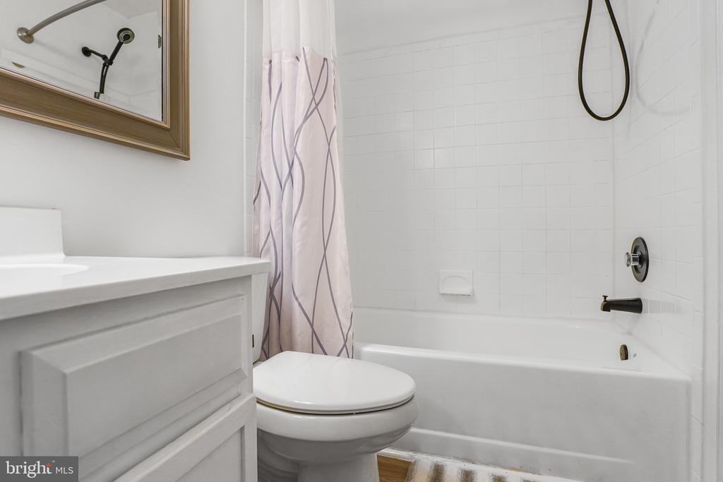 12322 WADSWORTH WAY Unit: 6