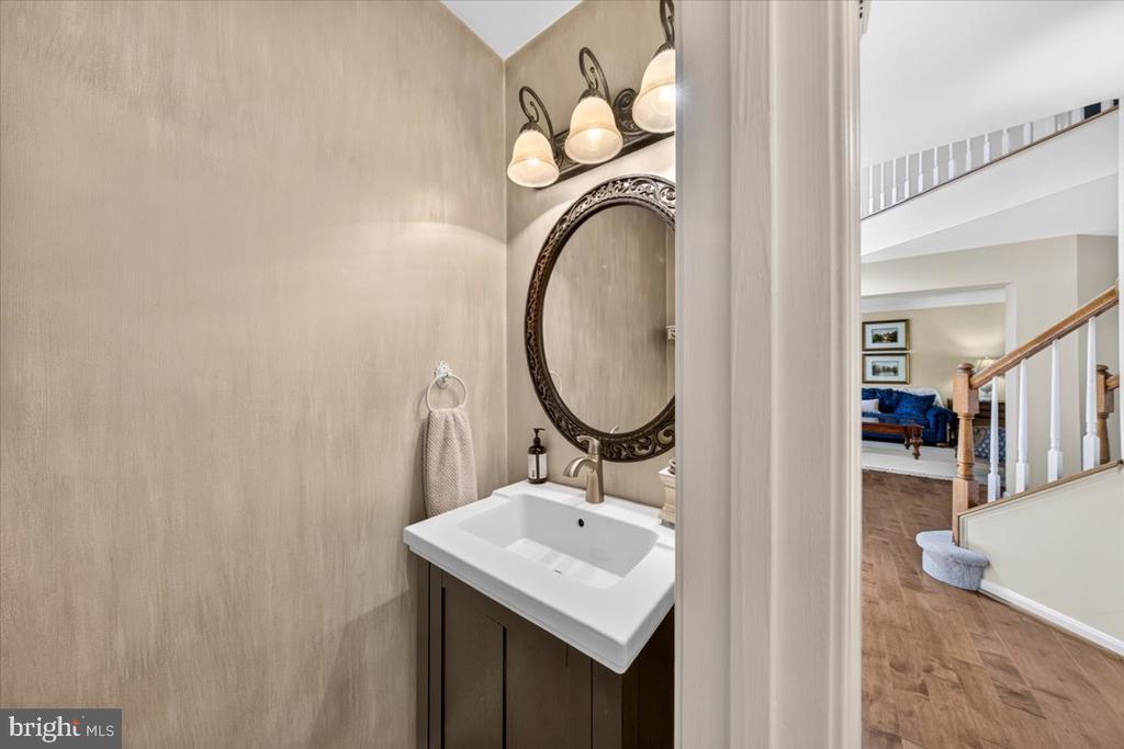 13708 BRIDLEWOOD DRIVE