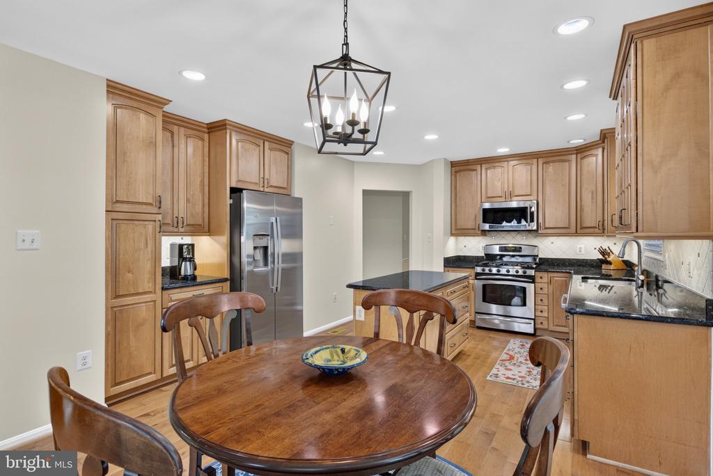 13708 BRIDLEWOOD DRIVE