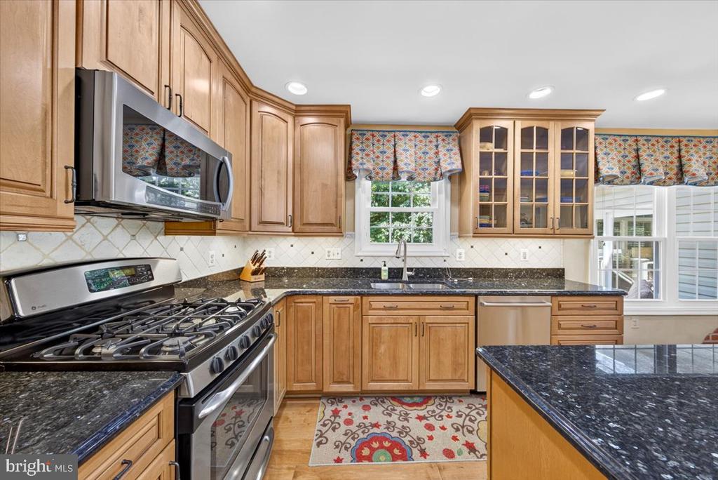 13708 BRIDLEWOOD DRIVE