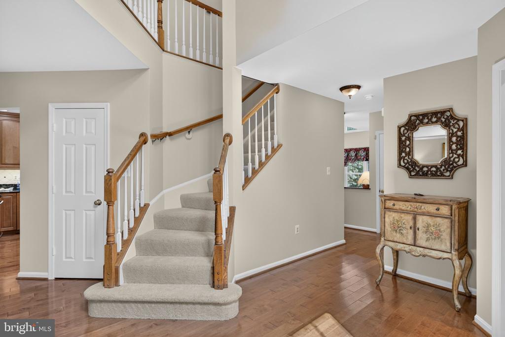 13708 BRIDLEWOOD DRIVE