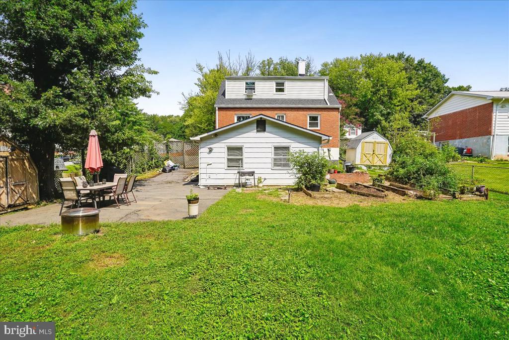 3637 FREEMONT PLACE