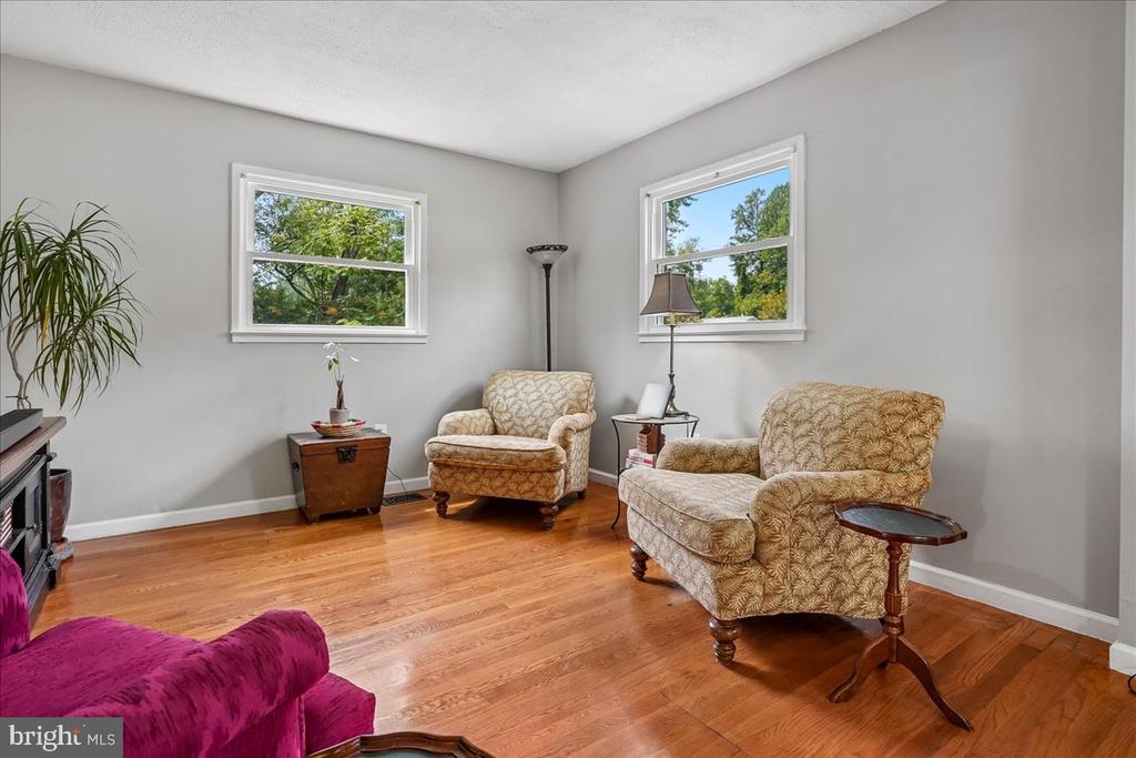 3637 FREEMONT PLACE