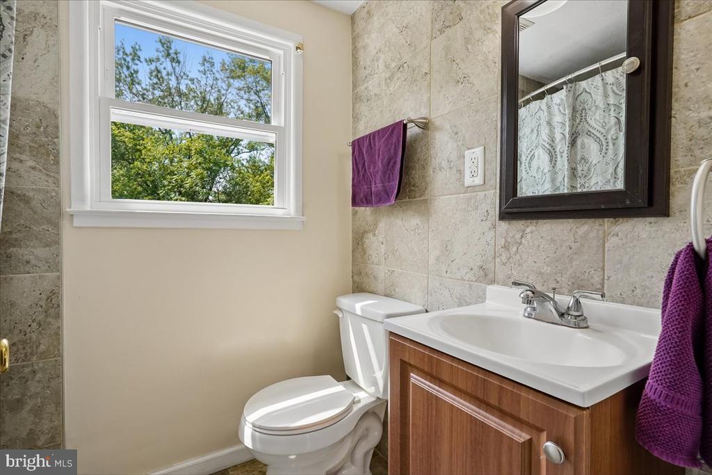 3637 FREEMONT PLACE