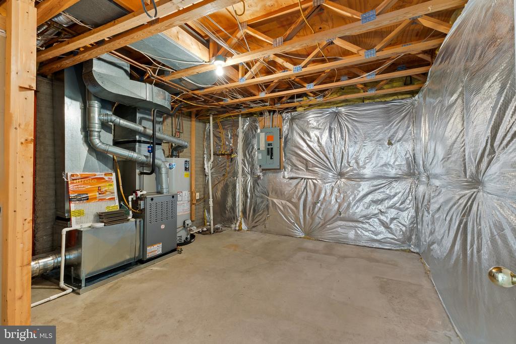 13732 BRIDLEWOOD DRIVE