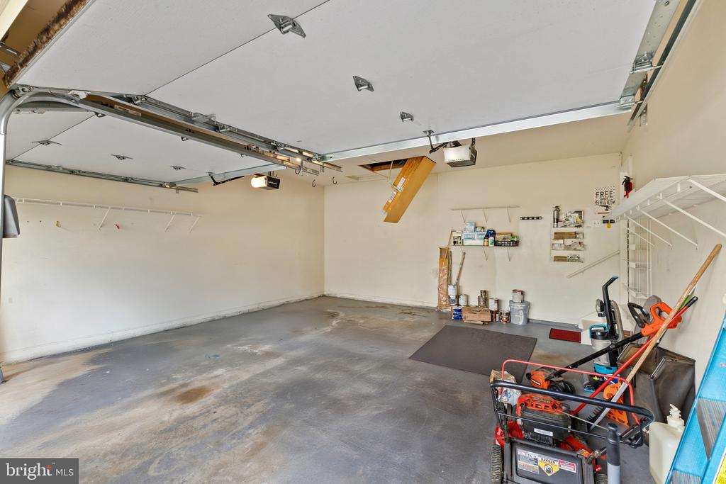 13732 BRIDLEWOOD DRIVE