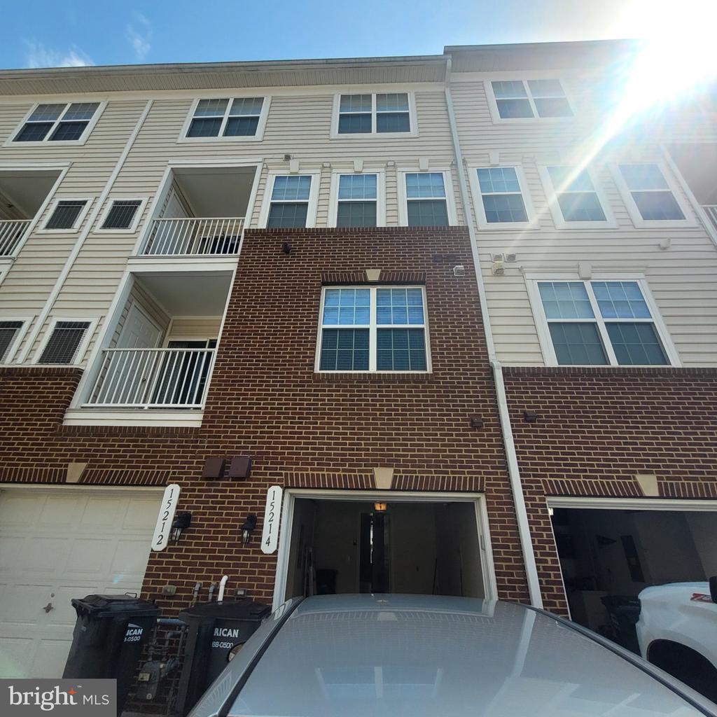 15214 ROSEMONT MANOR DRIVE