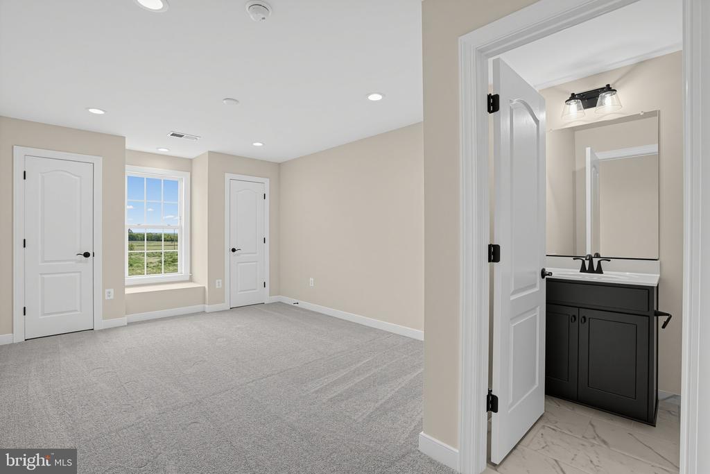 12221 PARKGATE DRIVE