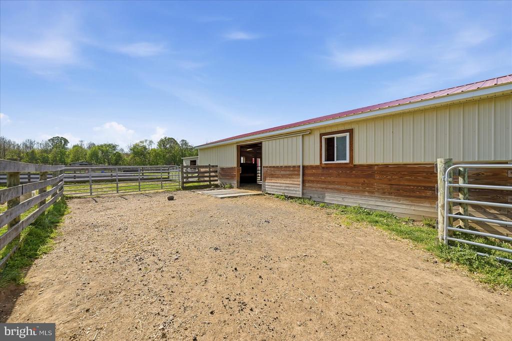 15095 LITTLE DRY RIVER ROAD