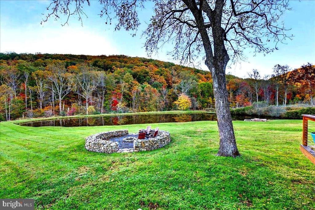 290 RILEY HOLLOW ROAD