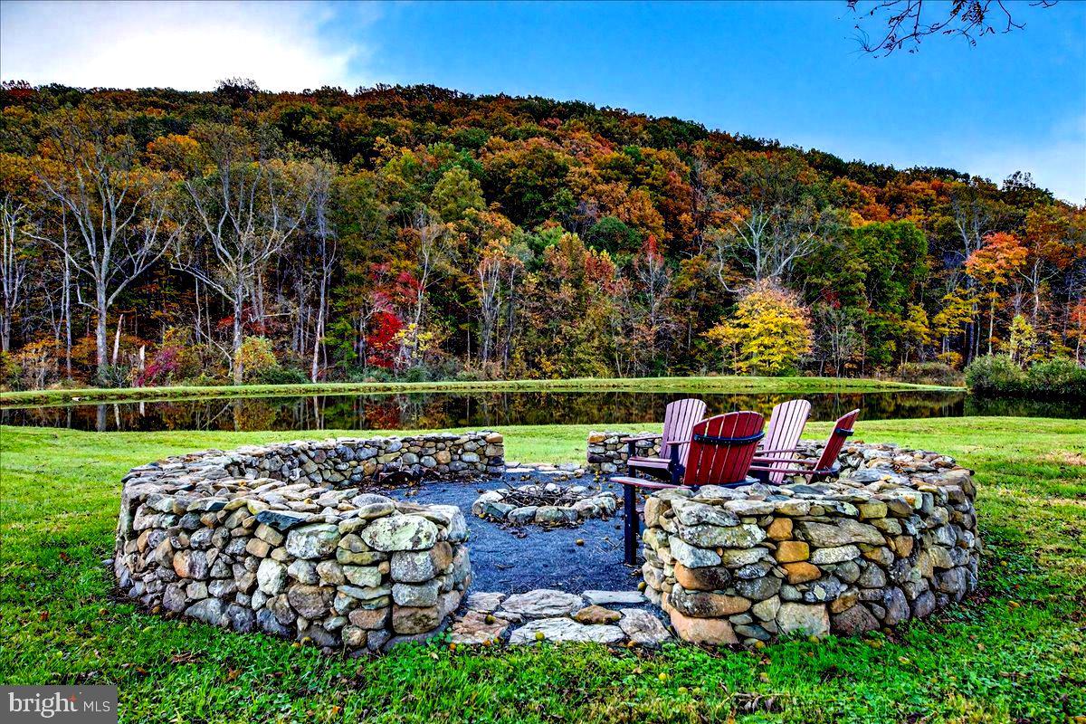 290 RILEY HOLLOW ROAD