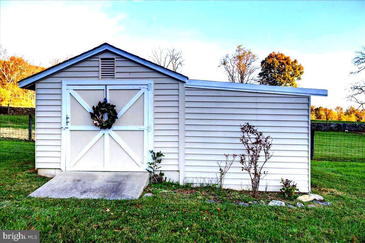 290 RILEY HOLLOW ROAD