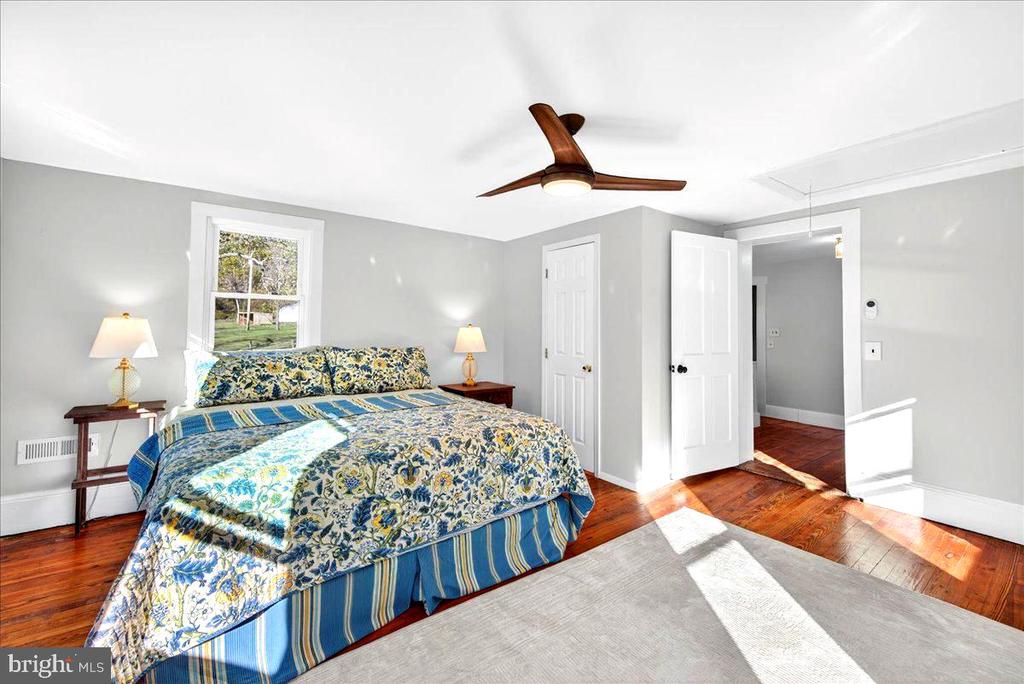 290 RILEY HOLLOW ROAD
