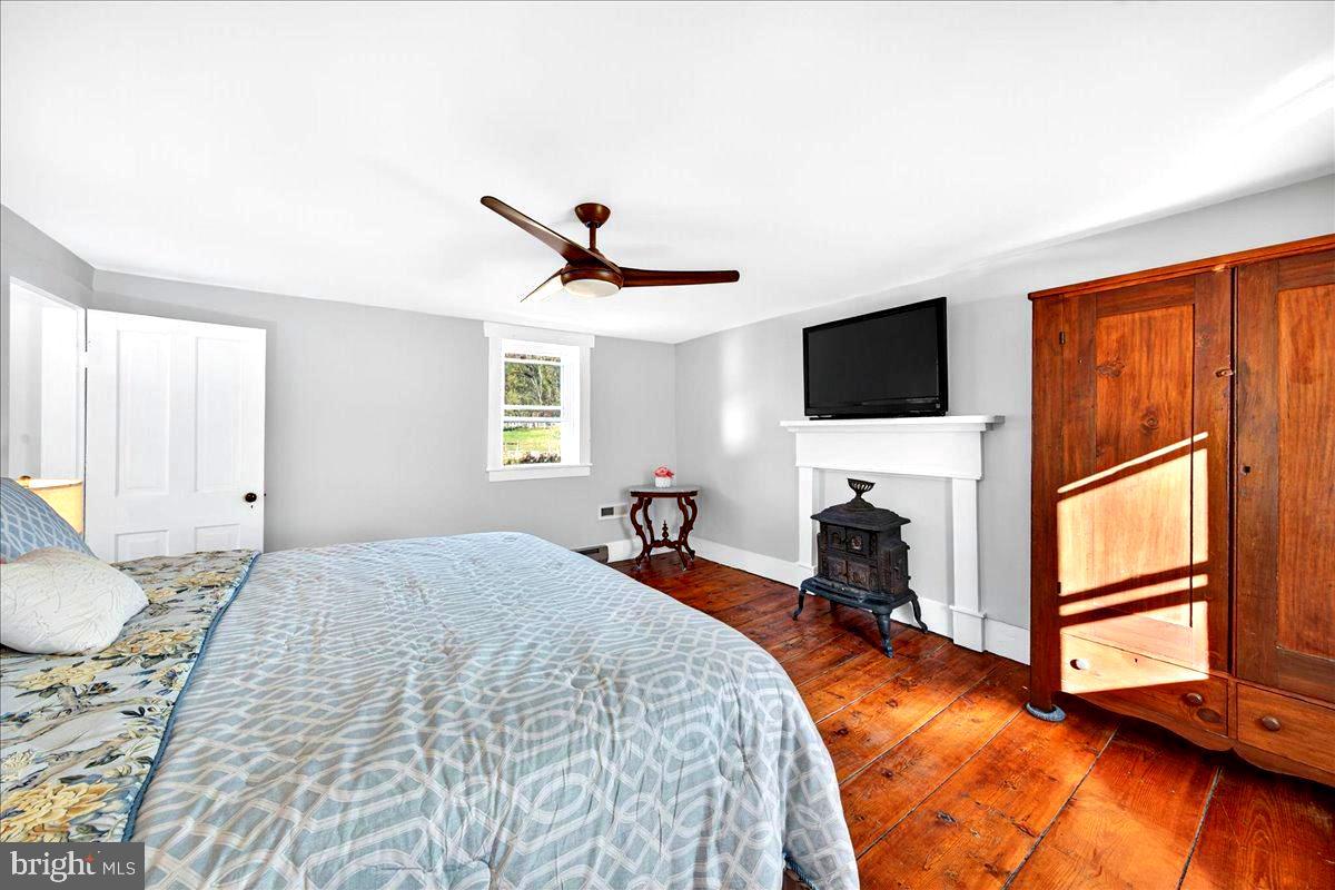 290 RILEY HOLLOW ROAD