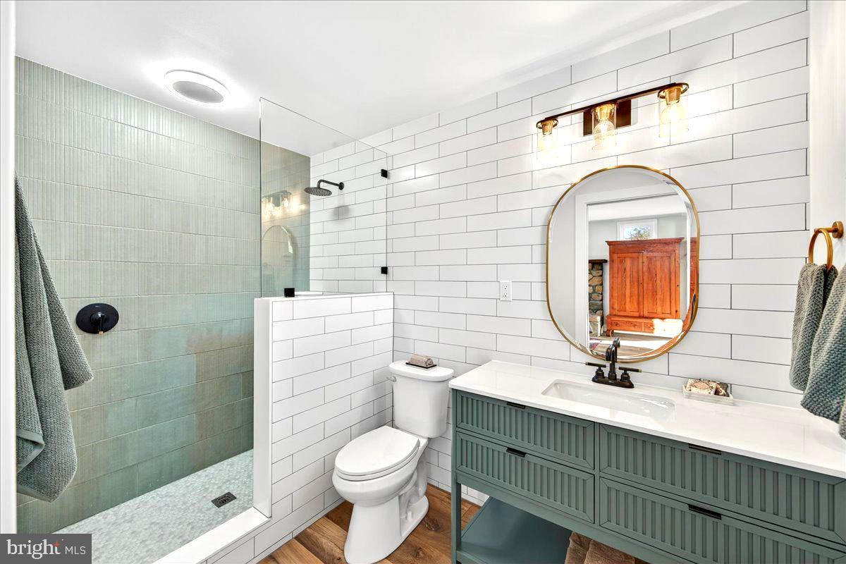 290 RILEY HOLLOW ROAD