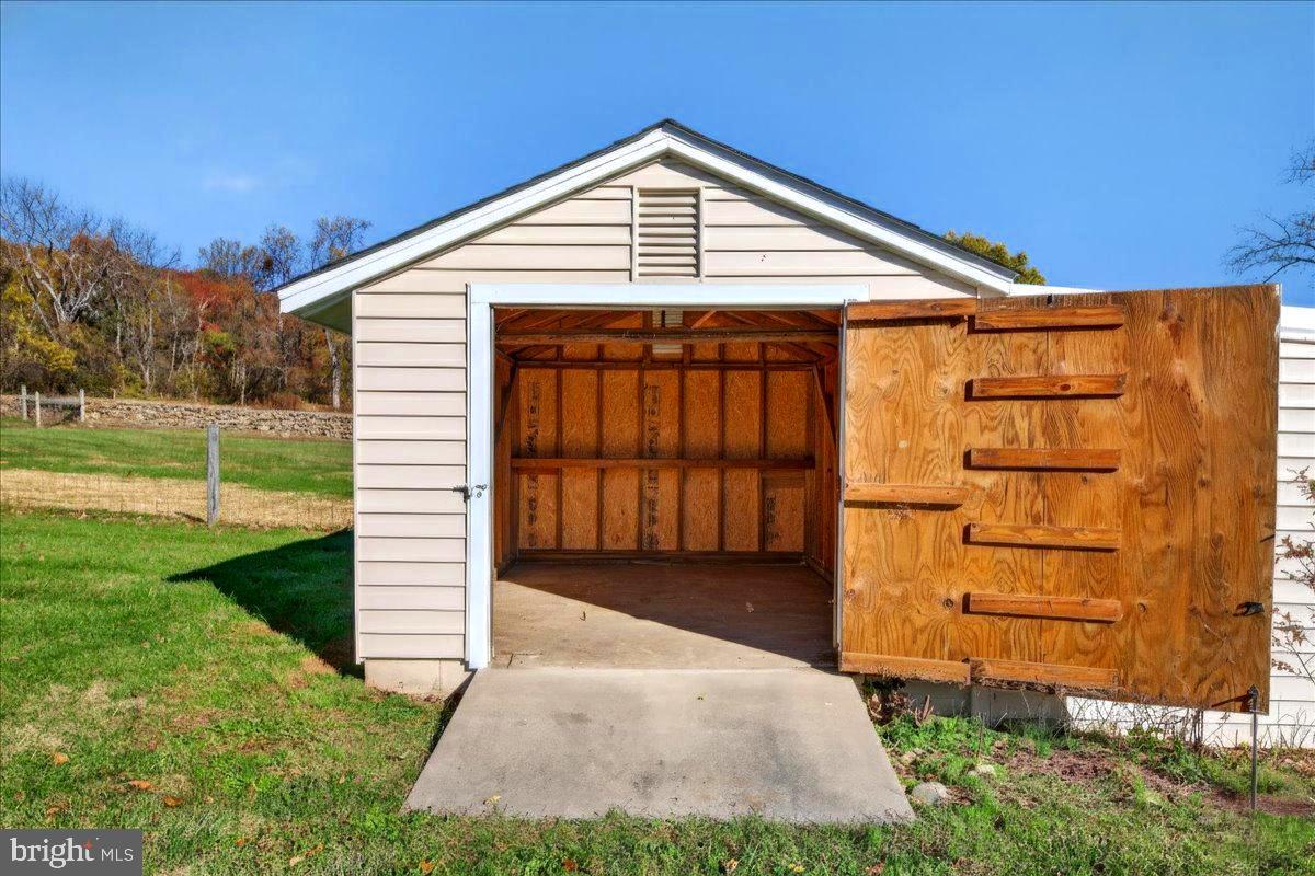 290 RILEY HOLLOW ROAD