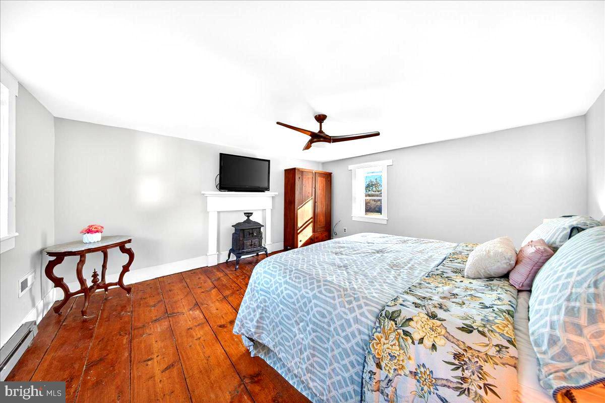 290 RILEY HOLLOW ROAD