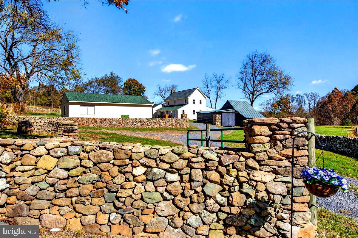 290 RILEY HOLLOW ROAD