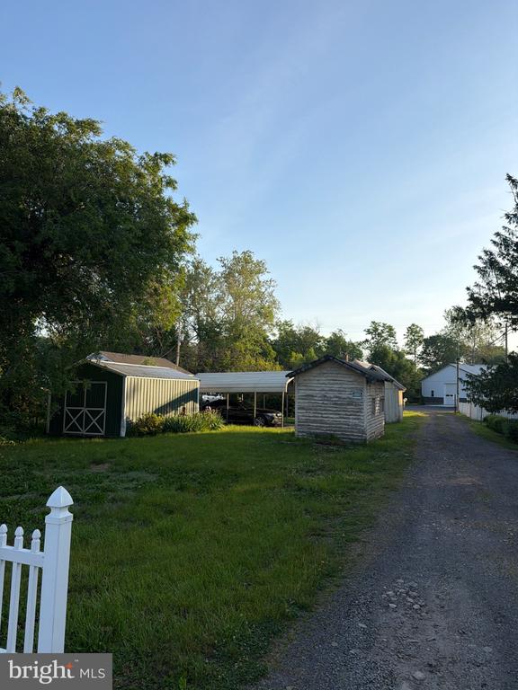 22 WATER STREET