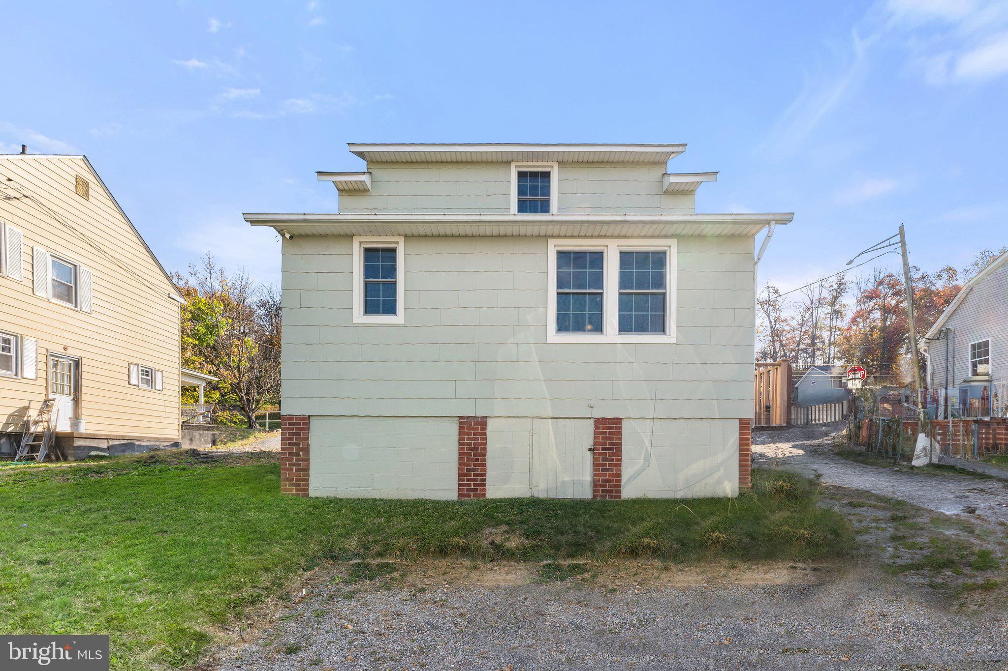 104 FRONT ROYAL ROAD