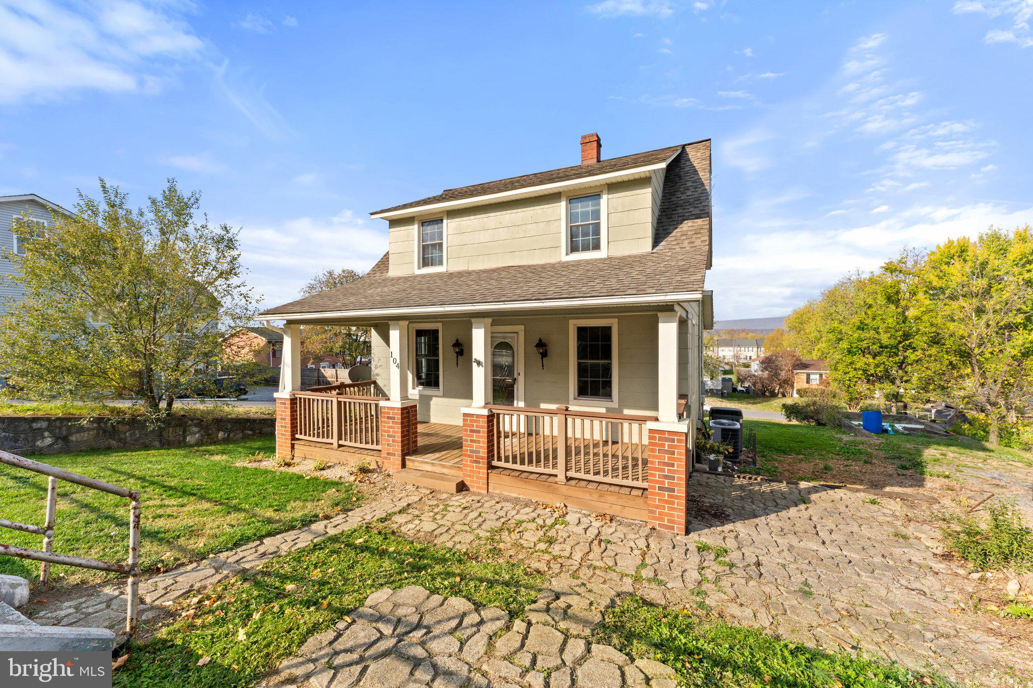 104 FRONT ROYAL ROAD