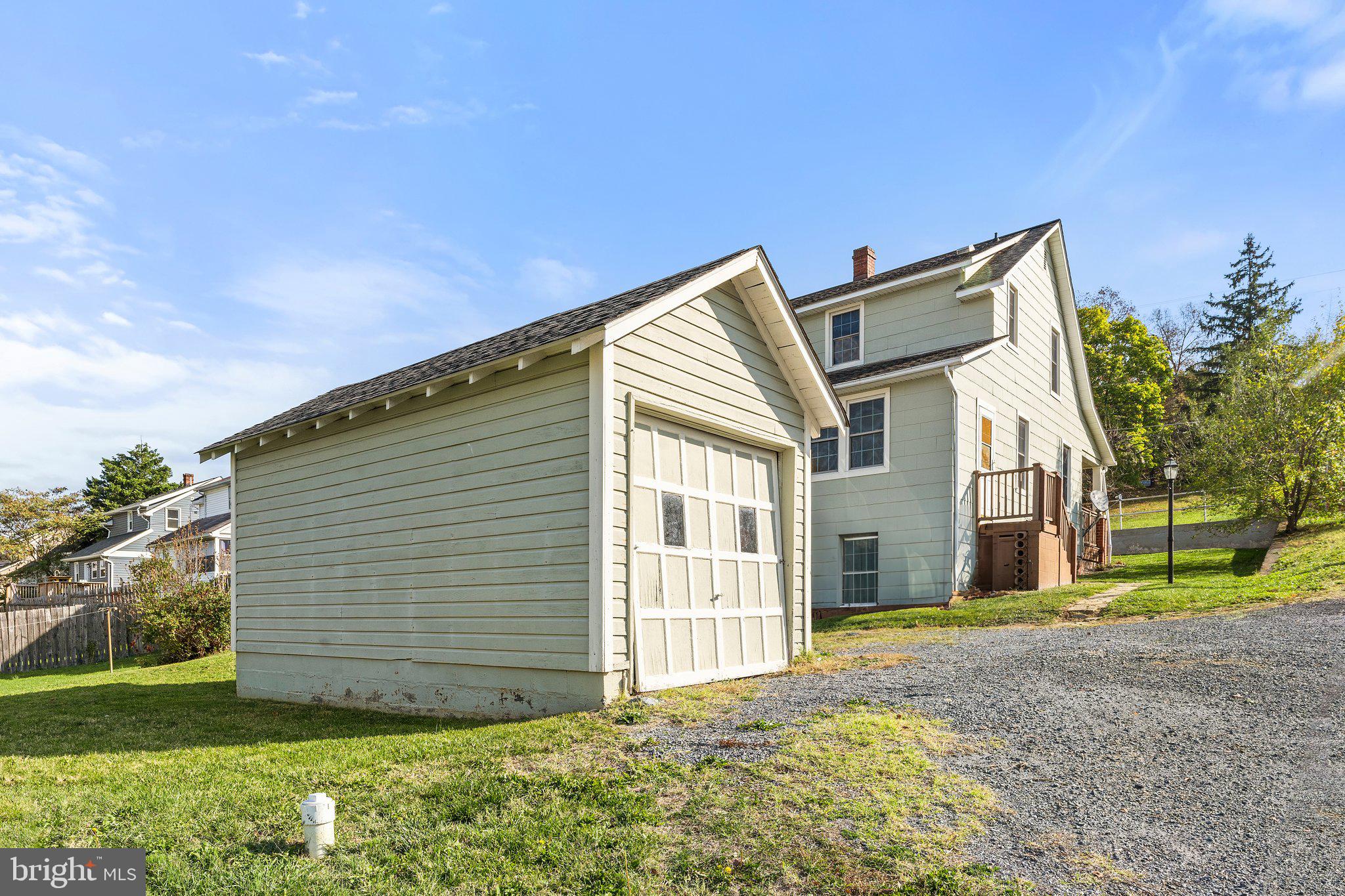 104 FRONT ROYAL ROAD