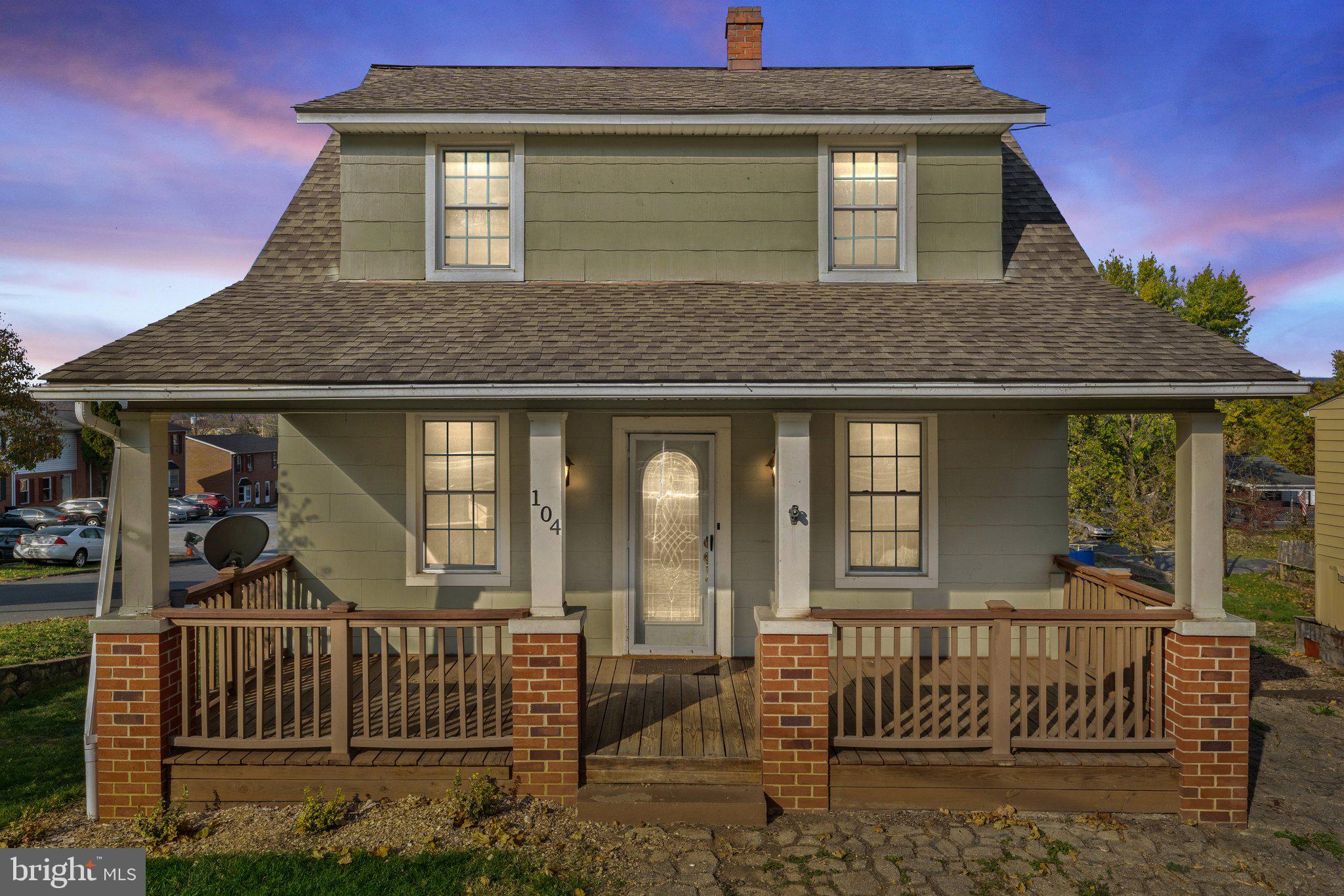 104 FRONT ROYAL ROAD
